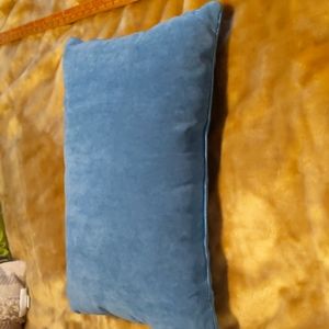 Beautiful bed pillow